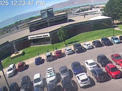 悬赏10万美元、新视频公布，全美搜捕特朗普盟友枪杀案凶手